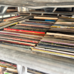 Ca. 1000x Kratten met Nederlandstalig singles, 7-inch vinyl